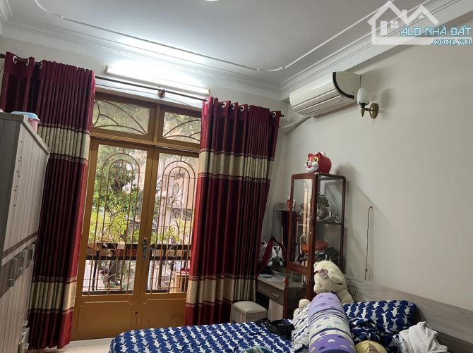 KẾ BÊN TTTM VẠN HẠNH MALL 4 TẦNG - NỞ HẬU - SƯ VẠN HẠNH-Q.10 -DT: 3.8/3.9*11.3- 12 TỶ 5 - 4