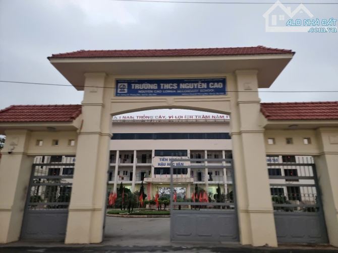 "HÀNG F0"  Trục chính kinh doanh nhỏ lẻ - gần trung tâm TX Quế Võ - Bắc Ninh. DT từ 73m - 4
