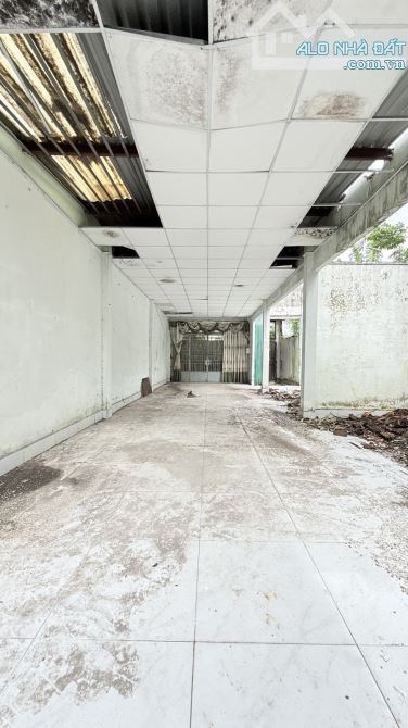 NHÀ CẤP 4 TIỆN XÂY MỚI - NGANG 6 DÀI 18. NỞ HẬU 10M. CHỈ HƠN 3 TỶ - 4