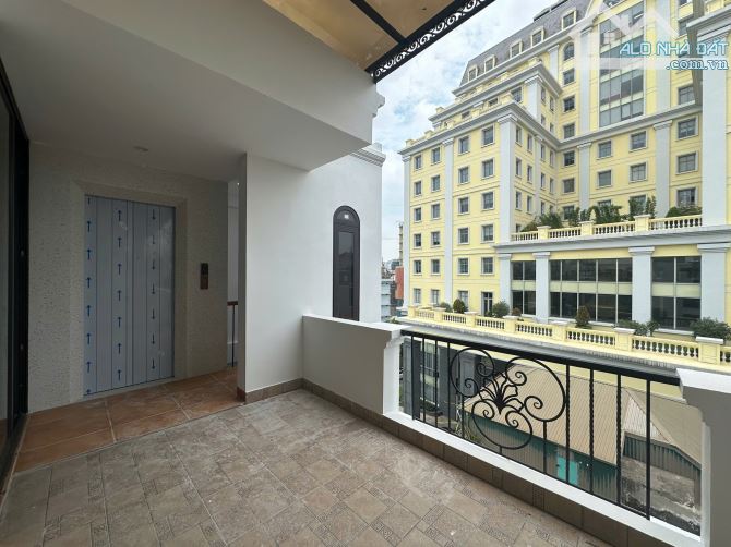 BÁN NHÀ RIÊNG PHỐ CÁT LINH - 7 TẦNG THANG MÁY - NHÀ CÁCH PHỐ 20M - CHÀO GIÁ 14.6 TỶ . - 5