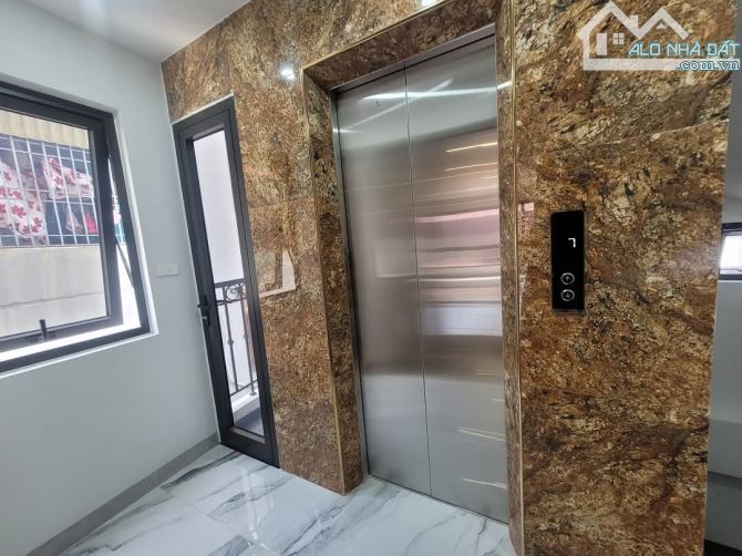 Mặt phố Tố Hữu diện tích 94m x 7 tầng mtien 6,5 m giá 47 tỷ dòng tiền 65tr tháng KDoanh - 5