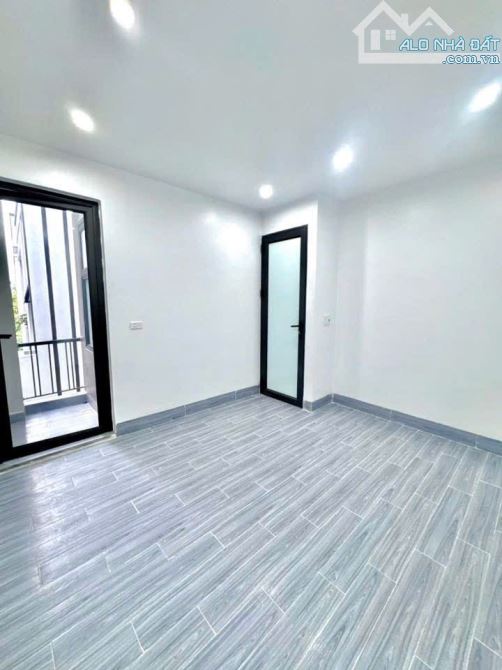 Bán nhà trong ngõ đường phố bến khu Mỹ xá - 5