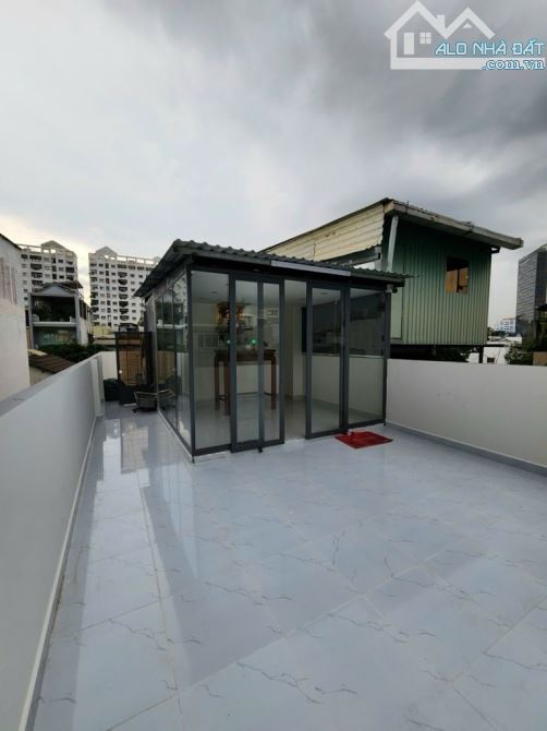 NGUYỄN TRÃI -QUẬN 1- HẺM XE HƠI –CÁCH MẶT TIỀN 20M - 60M2 (4.45X13.5)- GIÁ 18 TỶ TL - 5
