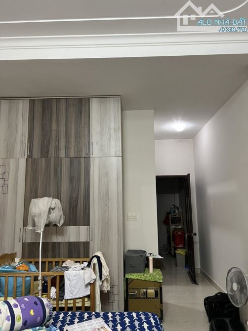KẾ BÊN TTTM VẠN HẠNH MALL 4 TẦNG - NỞ HẬU - SƯ VẠN HẠNH-Q.10 -DT: 3.8/3.9*11.3- 12 TỶ 5 - 5