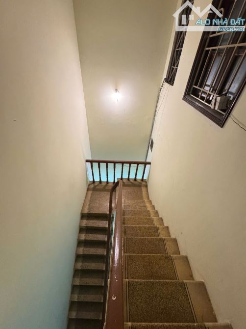 Bán nhà Hoàng Cầu Đống Đa. Sổ vuông 49m, 5 tầng MT5m Giá 12 tỷ - 5
