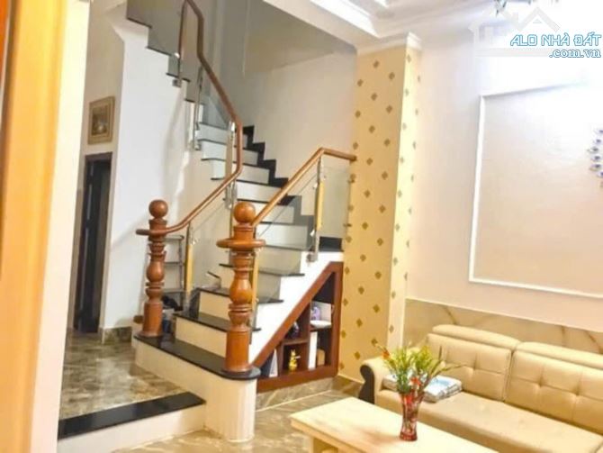 NHÀ 3 TẦNG MT HXH PHẠM HỮU LẦU, PHÚ MỸ,QUẬN 7,6.2X12M,CHÌ 7 TỶ 5 - 5