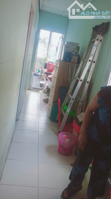 Bán nhà mặt tiền Lý Nam Đế, q11, 3 tầng, đang cho thuê 20 triệu/tháng, giá 13.5 tỷ - 6