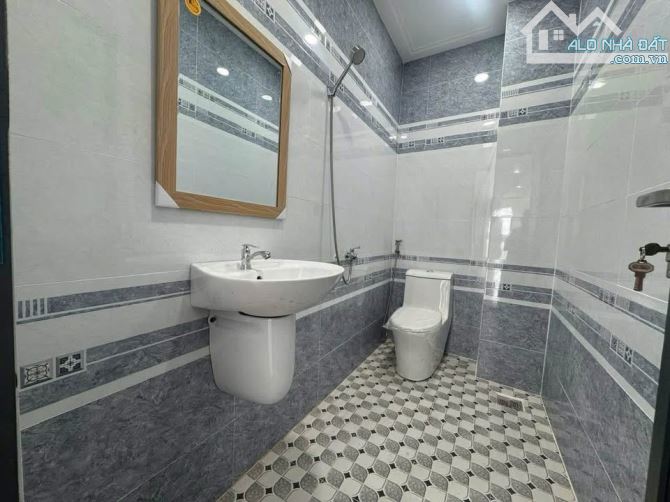 BÁN NHÀ 1 TRỆT 1 LẦU - TRUNG CHÁNH, HÓC MÔN – GIÁ CHỈ 890 TRIỆU - 6