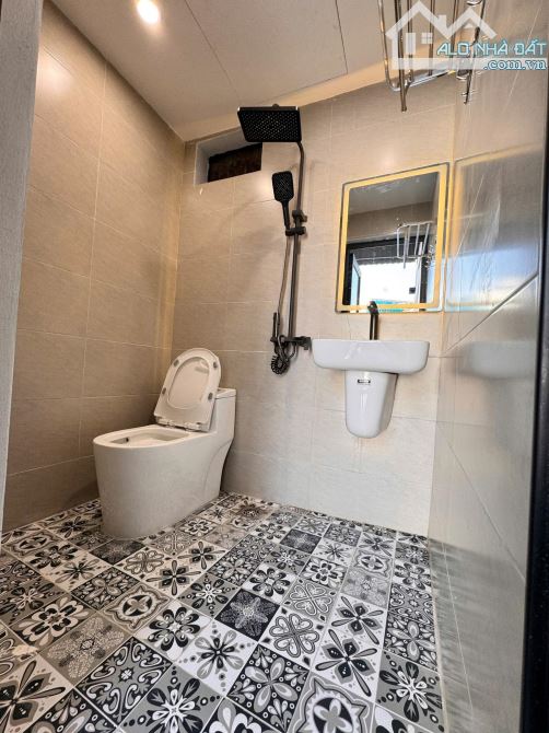 NGÕ CHIẾN THẮNG–KHÂM THIÊN–CÁCH PHỐ 60M–NHÀ 33M²–4 TẦNG ĐẸP–6.29 TỶ–SỔ ĐỎ CC - 6