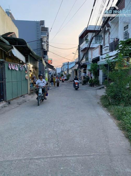 Bán gấp nhà 1 Trệt 1 Lầu ngay Ấp Đông 1, Thới Tam Thôn, Hóc Môn, 760 triệu - 6