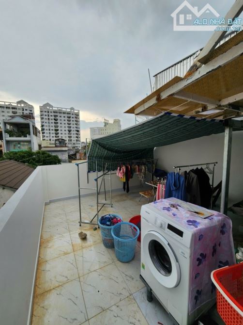 NGUYỄN TRÃI -QUẬN 1- HẺM XE HƠI –CÁCH MẶT TIỀN 20M - 60M2 (4.45X13.5)- GIÁ 18 TỶ TL - 6