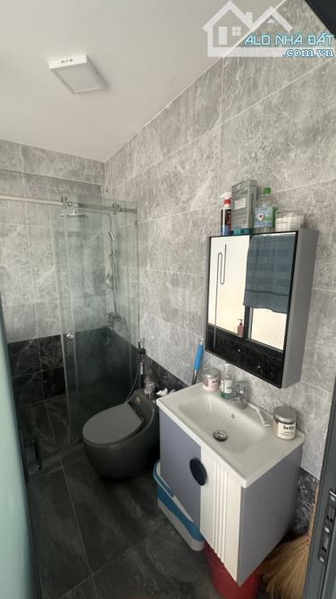 Bán nhà mặt tiền đường Dương Quảng hàm phường 6 quận gò vấp - 6