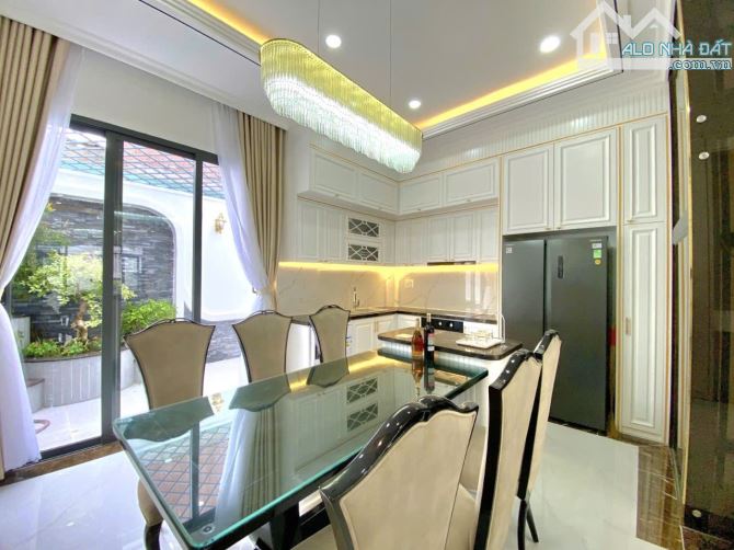 Bán Nhà Đẹp, Full Nội Thất, 90m2, 4 Tầng, Thang Máy, Chỉ 10 Tỷ 8, Huỳnh Tấn Phát, Nhà Bè - 7