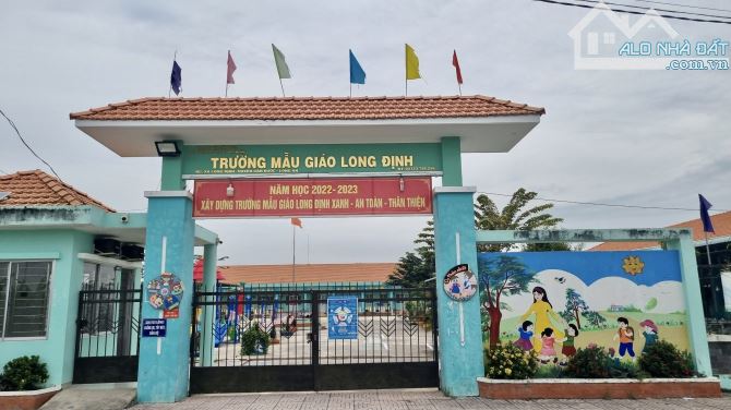Nền B22 trục chính KDC Thuận đạo, DT lớn 219m2, hướng Đông, giá 2 tỷ - 7