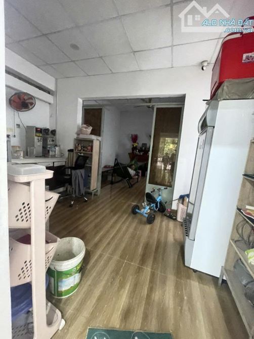 Nhà cấp 4 Mặt tiền đường TRẦN THỊ HÈ, phường HIỆP THÀNH, Q12, dt 125m2 (5mx25m), 7,2Tỷ - 7