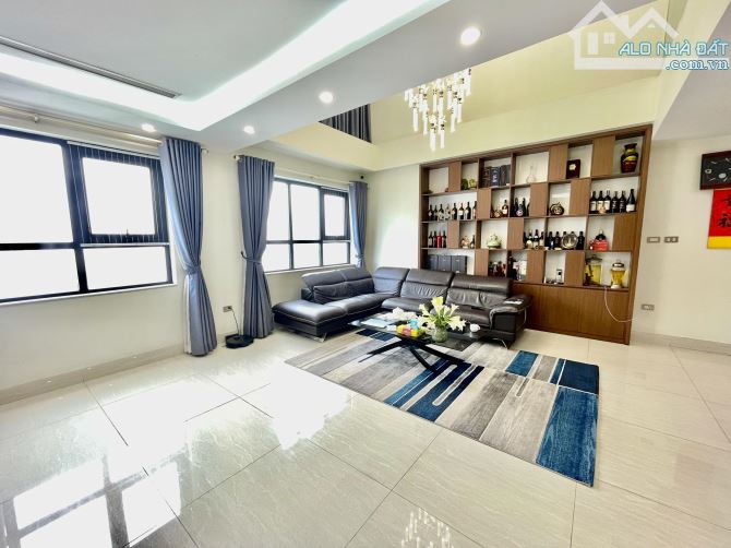 CĂN HỘ DUPLEX Ở GOLDEN FIELD - LÔ GÓC 226M², 4PN, NỘI THẤT SIÊU SANG, VIEW CỰC ĐỈNH, 19 TỶ - 8