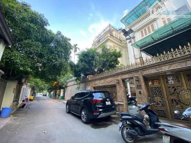 BÁN BIỆT THỰ ĐỖ ĐÌNH THIỆN - MỸ ĐÌNH SÔNG ĐÀ NAM TỪ LIÊM 200M2 X 5 TẦNG , MẶT TIỀN 9M - 8