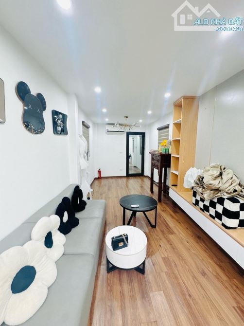 ĐẶNG TIẾN ĐÔNG-MẶT PHỐ TT ĐỐNG ĐA- VỊ TRÍ ĐẸP- 7TẦNG THANG MÁY - 9