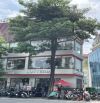 Cho thuê nhà MP Đoàn Trần Nghiệp, 243m2 Diện tích, Lô góc 2 MT 30M, Thông sàn, Vị trí đẹp