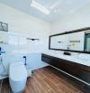 VỊ TRÍ ĐẮC ĐỊA GẦN TRUNG TÂM , VILLA CÒN MỚI ĐẸP XUNG QUANH ĐẦY ĐỦ TIỆN ÍCH.