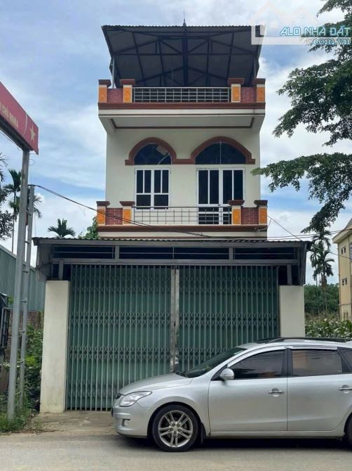 Bán Đất Mặt Đường Trục Chính Yên Bình Thạch Thất Kinh Doanh: 120m2, Mt 5m, Giá Bán  40Tr