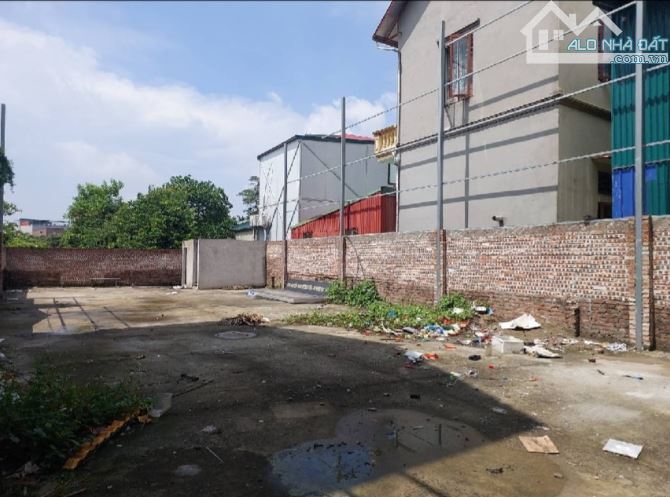 37.2 Tỷ / 372  M2 / 9 M tiền/ Ô tô Chánh/ Giáp Hải/ Đông Dư