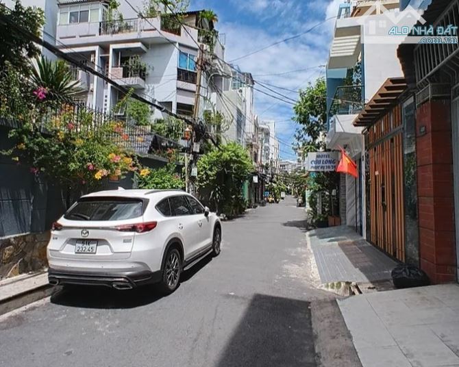 CHDV 4 Tầng Lê Đại Hành, Q.11 – 112m² Nở Hậu, 15 Phòng, Thu Hơn 600 Triệu/Năm – 18.5 Tỷ!
