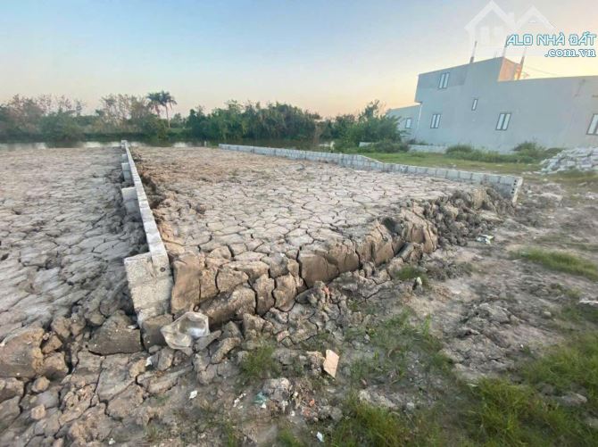 Bán Đất 84m2 thổ cư và 30m lưu không Mặt Đường 403 Minh Đức Nam Đồ Sơn