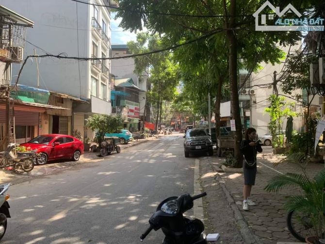 Bán Nhà Mặt Phố Quân Ba Đình 50m2-7T Thang Máy 6m Vỉa Hè 27,5 Tỷ Phan Kế Bính.