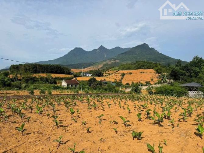 Bán đất Ba Trại, thôn 5, gần hồ Suối Hai, oto tránh, gần UB, TL86, 1459m, 3.52tỷ