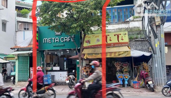 Mặt Tiền Trần Huy Liệu P8 dt 10x18 kết cấu 3 lầu giá hot
