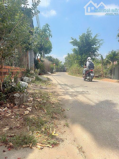 ❌❌ Bán đất nguyễn trường tộ hẻm 40 .  Đường thông ra hồ Trúc - cách sân bóng nguyễn trường