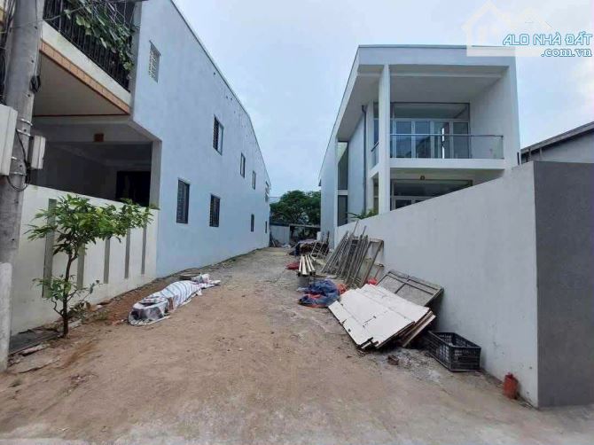 BÁN ĐẤT KIỆT Ô TÔ LẠI THẾ, 2 MẶT TIỀN TRƯỚC SAU - TP HUẾ.