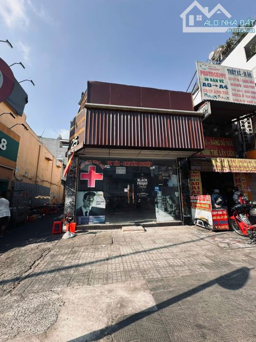 Bán nhà góc 3MT Phan Đang Lưu P.3 Q.BT ngang 5.5 83m2 giá chỉ 26.5 Tỷ