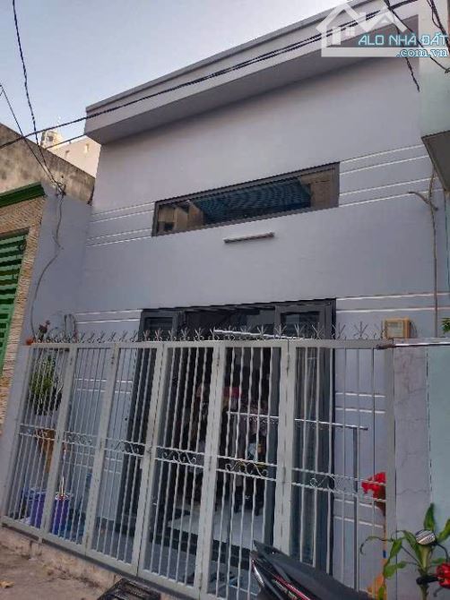 Bán nhà Quận 2, Nguyễn Tuyển, ngang 4,5m, sát MT, sổ vuông đẹp, 4.xx tỷ
