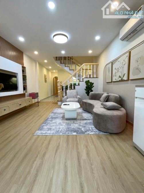 NHÀ ĐẸP LÊ VĂN THỌ GÒ VẤP - TẶNG FULL NỘI THẤT - KHU YÊN TĨNH - 6.1 TỶ