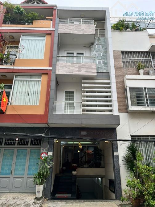 Bán nhà MT Hoa Hồng P2 Q.Phú Nhuận, Cn 64m2, Hầm 4 Tầng, Giá 25.7 tỷ Thương lượng