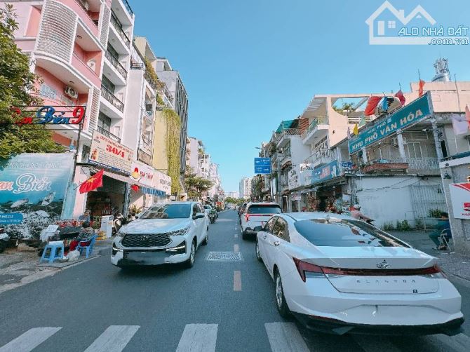 NHÀ 3Tầng MT KINH DOANH TRẦN ĐÌNH XU, QUẬN 1. 👉 75M2 CHỈ 26.8Tỷ.