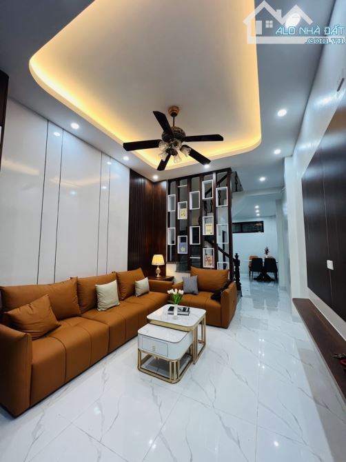 BÁN NHÀ TÔ HIỆU HÀ ĐÔNG NGÕ TO RỘNG THOÁNG 40M 4 TẦNG 8.65 TỶ