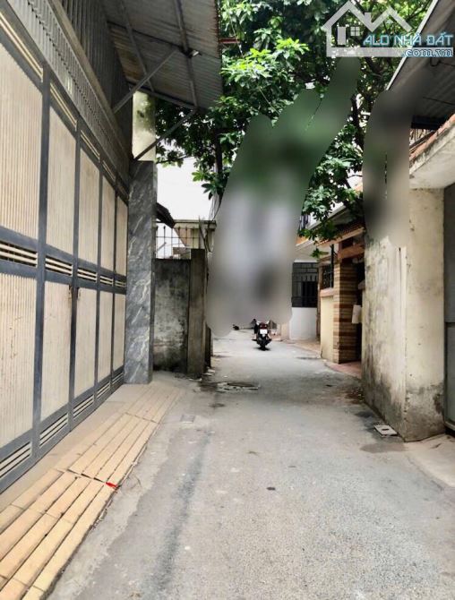 Bán Đất phố Nguyễn Ngọc Vũ, Cầu Giấy 105M MT6M nở nhẹ 2 MẶT NGÕ Sát phố Ô TÔ