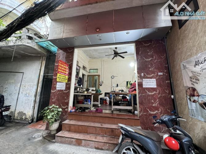 BÁN ĐẤT TẶNG NHÀ ĐỘI CẤN BA ĐÌNH 75M 3TẦNG GIÁ 14TỶ