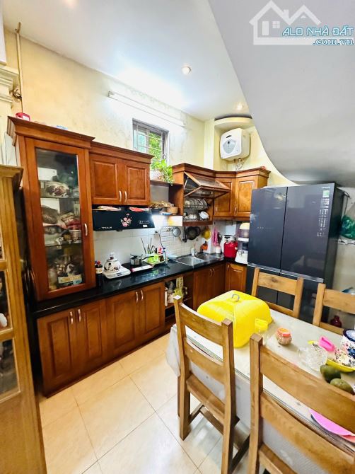 NHÀ NHỎ XINH TRƯƠNG ĐỊNH, QUẬN HAI BÀ TRƯNG 25M2,4 TẦNG, MẶT TIỀN RỘNG, NGÕ THOÁNG.