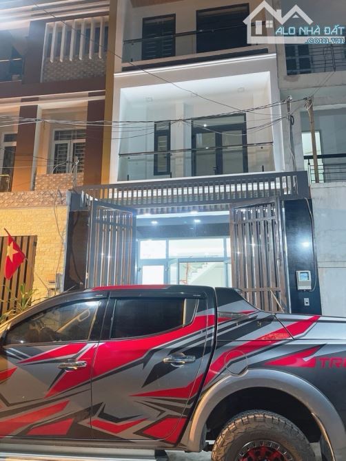 BÁN NHÀ PHAN HUY ÍCH, NGAY EMART, HẺM 6M , XE HƠI NGỦ NHÀ, GẦN 70M², MT 4.1M, GIÁ 7 TỶ 9