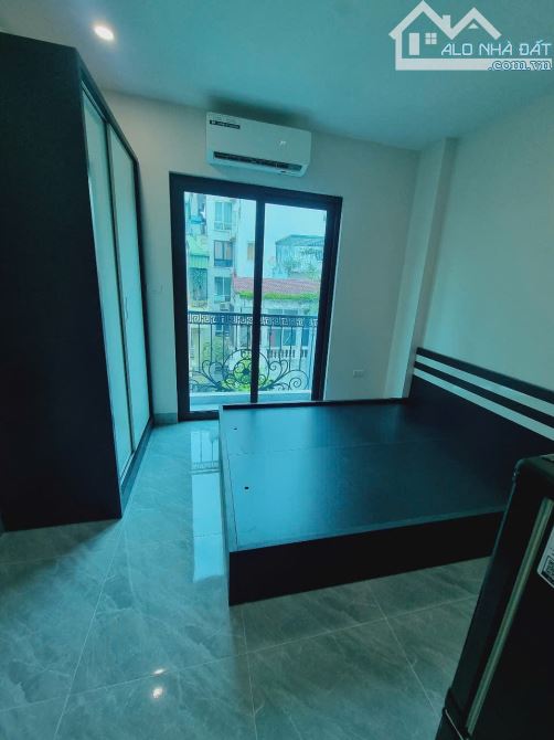 Bán CCMN Cầu Giấy 123mx7T thang máy, MT 10m, ô tô KD, 36 CHDV khép kín, 170tr/th, 37.5 tỷ.
