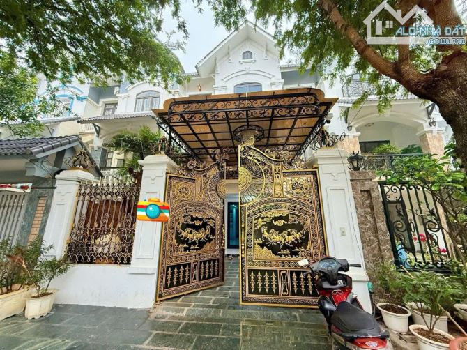 CỰC HIẾM- Phân lô - Siêu Phẩm KHU A Geleximco- 120m2 - Veiw Vườn hoa - Vỉa hè RỘNG