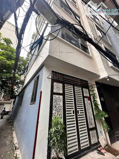 NHÀ MỚI MỸ ĐÌNH – 37M² – 5 TẦNG – LÔ GÓC 2 MẶT NGÕ – VÀI BƯỚC RA Ô TÔ – GIÁ 8.5 TỶ