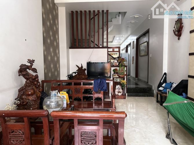 💥TÂN HƯƠNG - TÂN PHÚ - 102m2 NGANG 4.5M - 4 TẦNG - HẺM 8M - CHỈ 11Đ💥