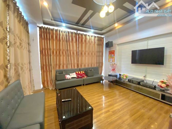 BIỆT THỰ MINI SÁT KHU TÊN LỬ.A - OTO VÀO NGỦ TRONG NHÀ - ( 12X13M )