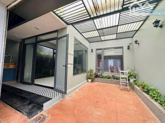 GẦN TRƯỜNG HOÀNG VIỆT VILA MINI HẺM NGUYỄN HỮU THẤU: 3.75 tỷ
