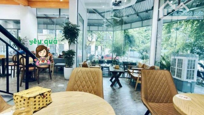 Bán biệt thự Mỹ Đình. Lô góc - kinh doanh sầm uất. Mặt tiền rộng thoáng..